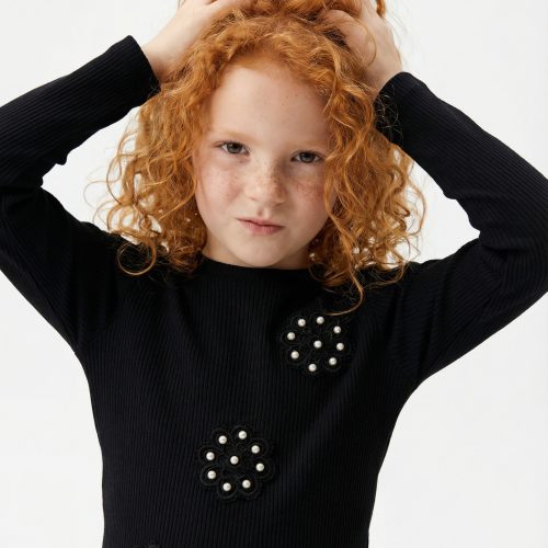 Generated Image November 27, 2025 - 5_36PM